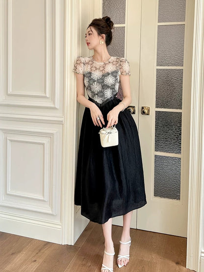 Light luxury high-end dress women 2025 summer mid-length black lace splicing high waist slim A-line long skirt