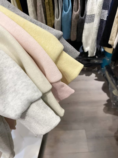 [Real-life shot from Xiao Ai's shop] Korean-style, youthful, loose-fit "dopamine-style" button-up sweatshirt jacket featuring playful cartoon embroidery.
