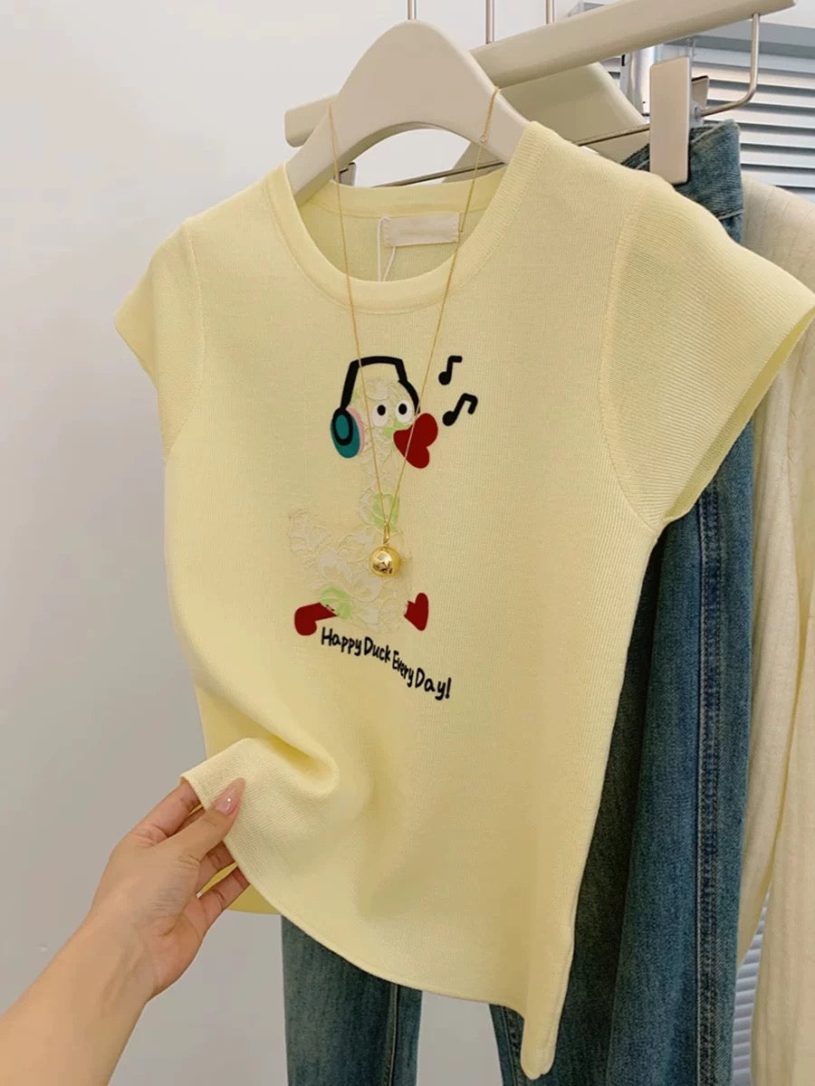 Yellow shoulder ice silk knitted short-sleeved T-shirt for women in summer 2025 new dopamine slimming short top