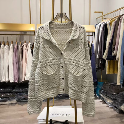 [Real-life photos from Xiao Ai's shop] Women's French-style collared openwork knit cardigan – loose-fitting, long-sleeved autumn top.