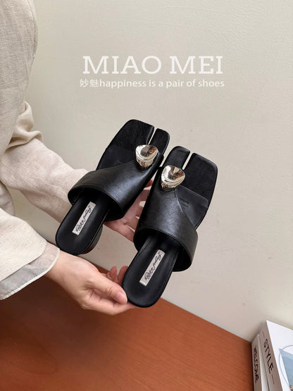 2026 Summer New Trendy Square Toe Flip-Flops Women's White Chunky Heel Slip-On Sandals