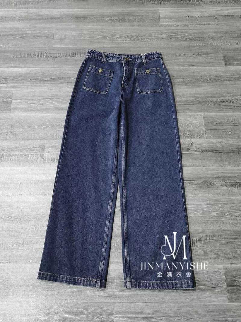 Washed and distressed French-style patch pocket design, mid-high waist, slimming, loose straight leg jeans, casual autumn trousers for women.