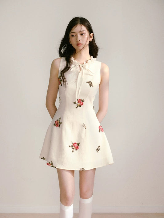 RECIT beige three-dimensional flower embroidered sleeveless dress for women summer with ruffled hem slim waist vest dress