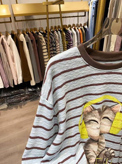[Real-life shot from Xiao Ai's shop] American vintage-style loose-fit striped long-sleeve crew-neck T-shirt with a cute cat print.