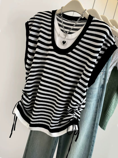 Black and white striped fake two-piece knitted sweater short-sleeved T-shirt women's summer 2025 new waisted small flying sleeves sleeveless top