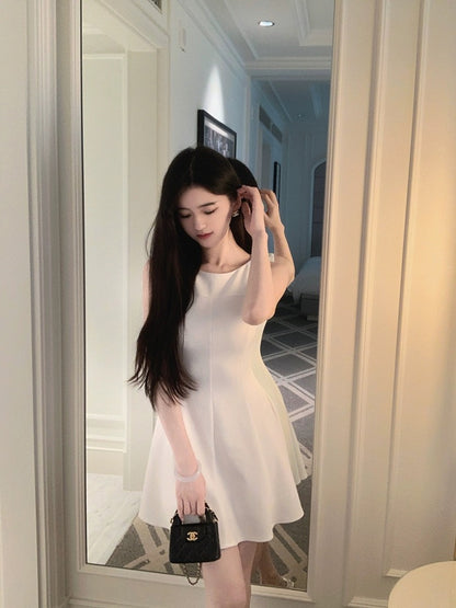 famouswang 2024 new summer style high-class elegant female main shoulder dress for small women