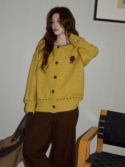 Chaochao's yellow sweater for women, winter round neck top, loose knitwear, high-quality soft cardigan coat.