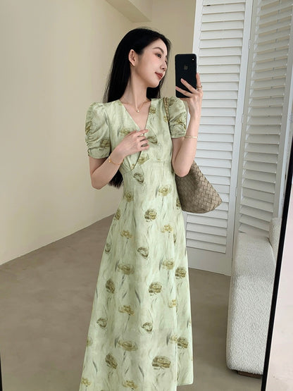 FT GUOGE green floral dress for women 2024 summer new style French slim and gentle style V-neck long skirt