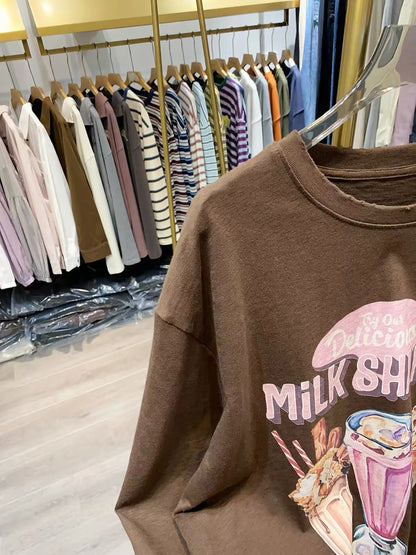 [Real-life photos from Xiao Ai's shop] American vintage-style loose, casual long-sleeve sweatshirt with a dessert graphic (Autumn 2026).
