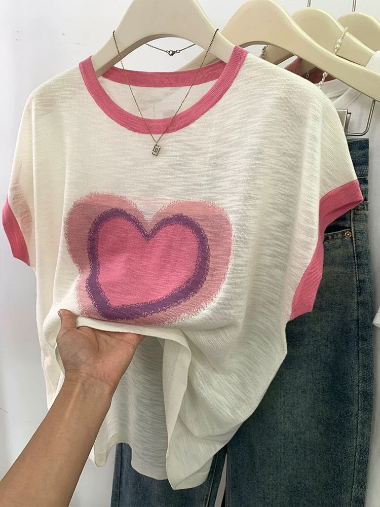 Love heart straight shoulder short-sleeved T-shirt for women in summer 2025 new design niche ice silk knitted thin loose top