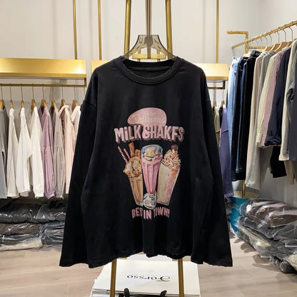 [Real-life photos from Xiao Ai's shop] American vintage-style loose, casual long-sleeve sweatshirt with a dessert graphic (Autumn 2026).