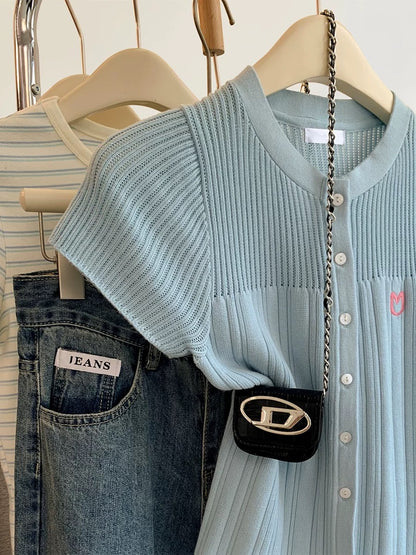 Blue thin knitted short-sleeved T-shirt for women in summer, design, slim fit, short style, small size, straight shoulder, short-sleeved top, summer