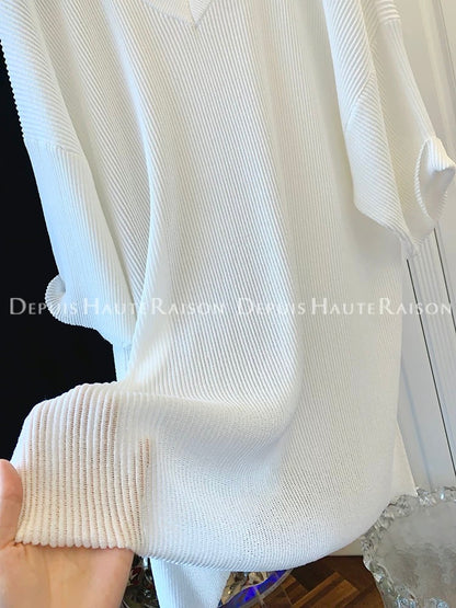 DHR high-end lazy style textured V-neck short-sleeved T-shirt sweater loose large version top women's summer wear