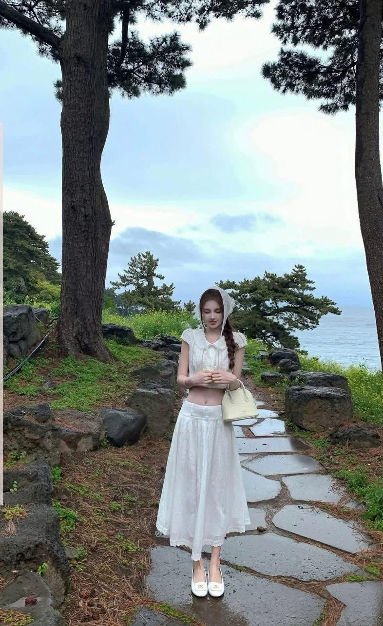 OKMASHOP "Tuileries Garden" 100 Cotton White Suit Women's Summer Shirt + Mini Skirt Two-Piece Set