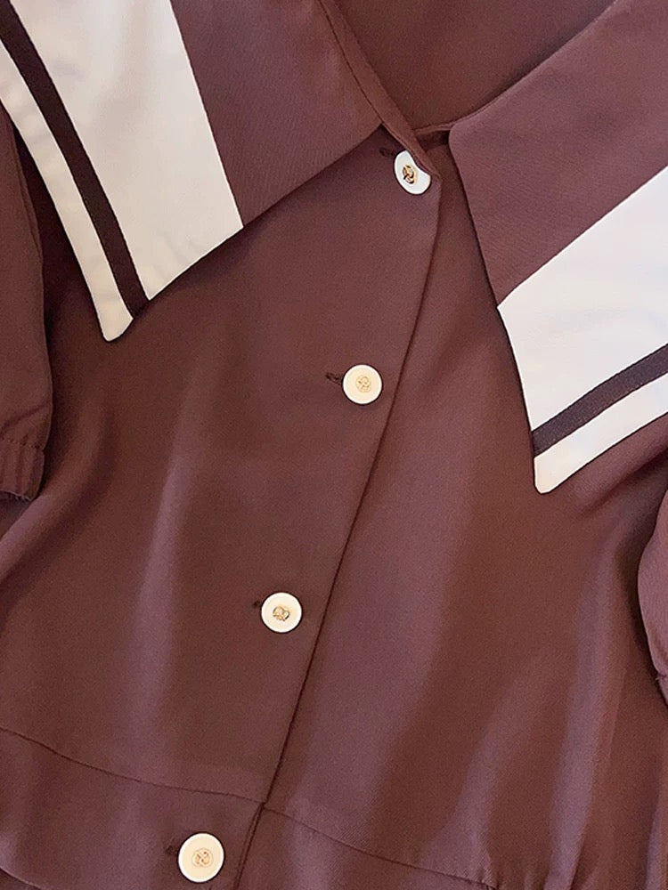 Plus size fashion suit for women in summer for fat mm, slim design, contrasting navy collar shirt, pleated shorts two-piece set