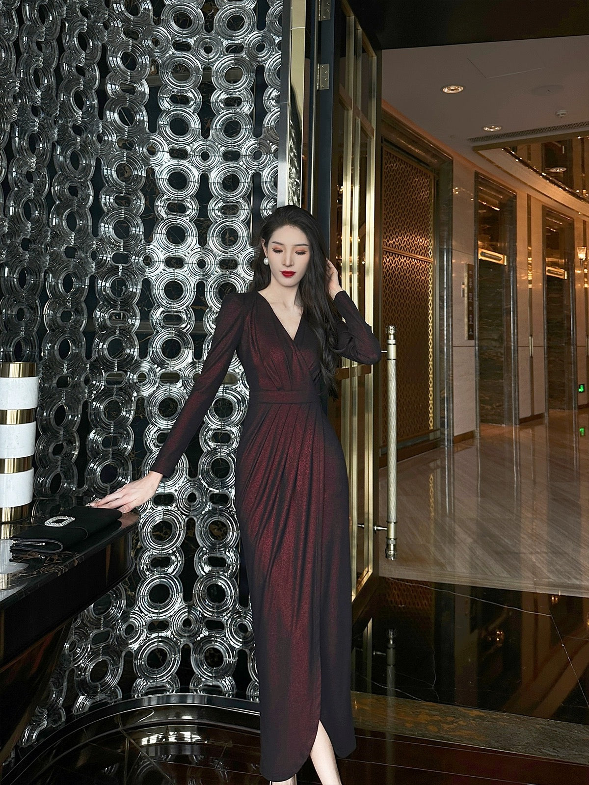 YOUKEFEIER original design solid color bronzing knitted slim and elegant French casual retro light luxury dress