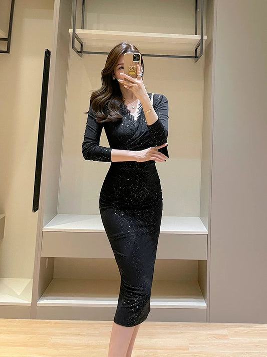 Black Slim Dress Autumn New Light Luxury Socialite French V-neck Long Sleeve Slim Fit Covering Hips Inner Bottoming Skirt