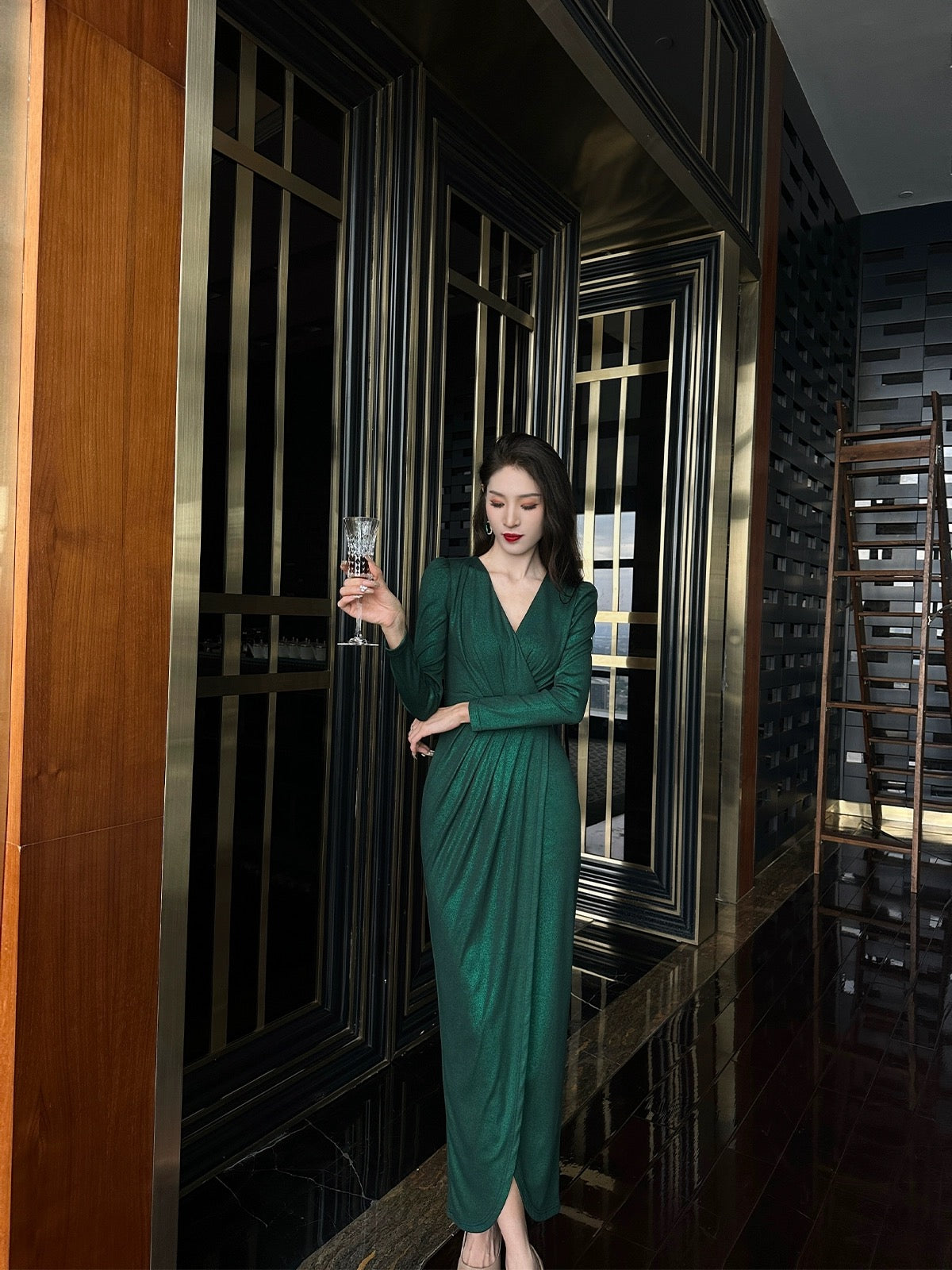 YOUKEFEIER original design solid color bronzing knitted slim and elegant French casual retro light luxury dress