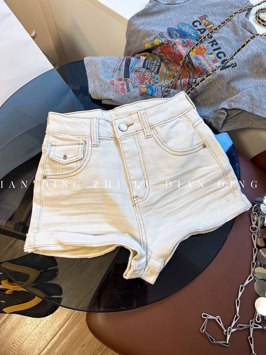 High-quality denim shorts for women, 2026 Spring/Summer new style, hot girl high-waisted slim fit, versatile design, rolled-up hem hot pants