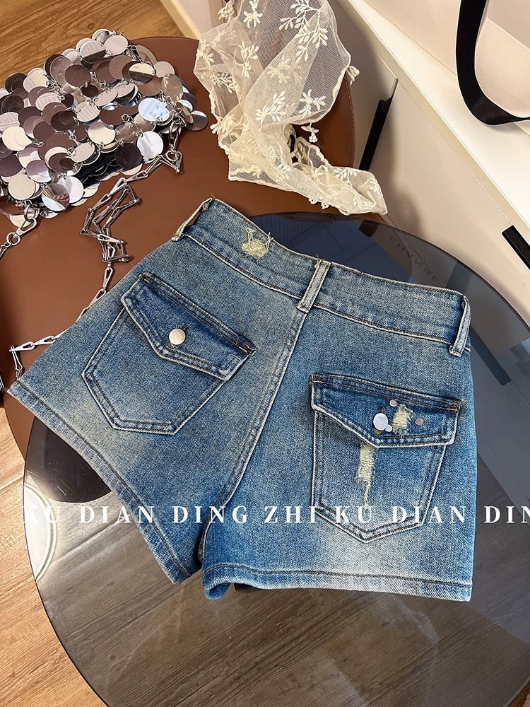 2025 Summer New Style Hot Pants Sexy Elastic Hip-hugging Pants Trendy Hong Kong Style Retro A-line Denim Shorts for Women