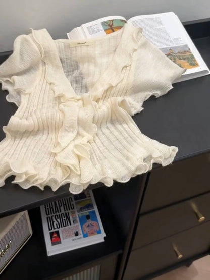 Apricot ruffled V-neck ice silk knitted short-sleeved T-shirt for women in summer with a careful design and a slim fit short top