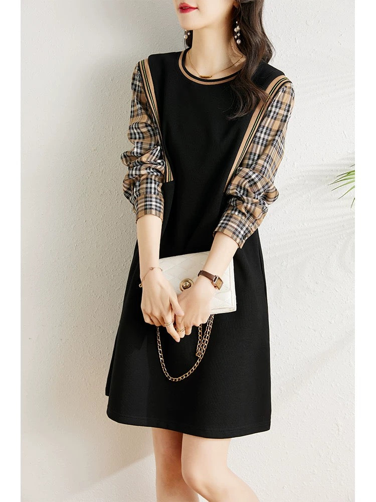 Autumn clothing 2024 new Korean style fashion loose slimming fat sister fake two-piece plaid splicing dress for women