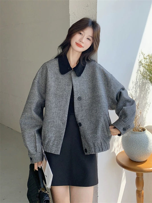 Age-reducing contrasting lapel gray short jacket for women Spring and Autumn 2025 new style small size slimming super good-looking tops super hot