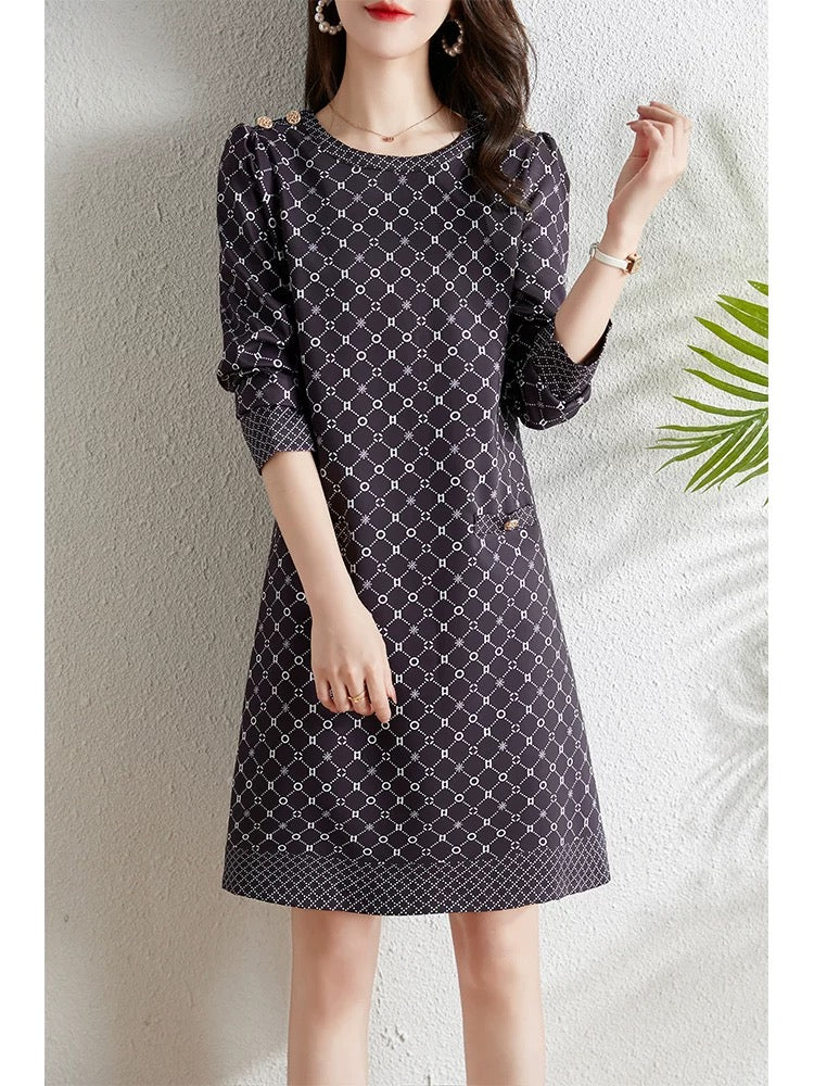 French 2024 autumn new retro fashion plaid print dress women's fat mm slimming temperament a-line skirt