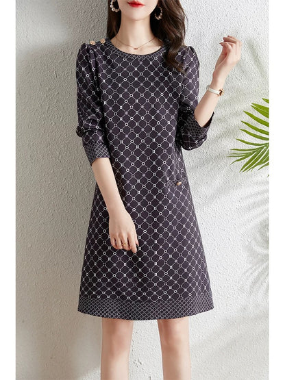 French 2024 autumn new retro fashion plaid print dress women's fat mm slimming temperament a-line skirt