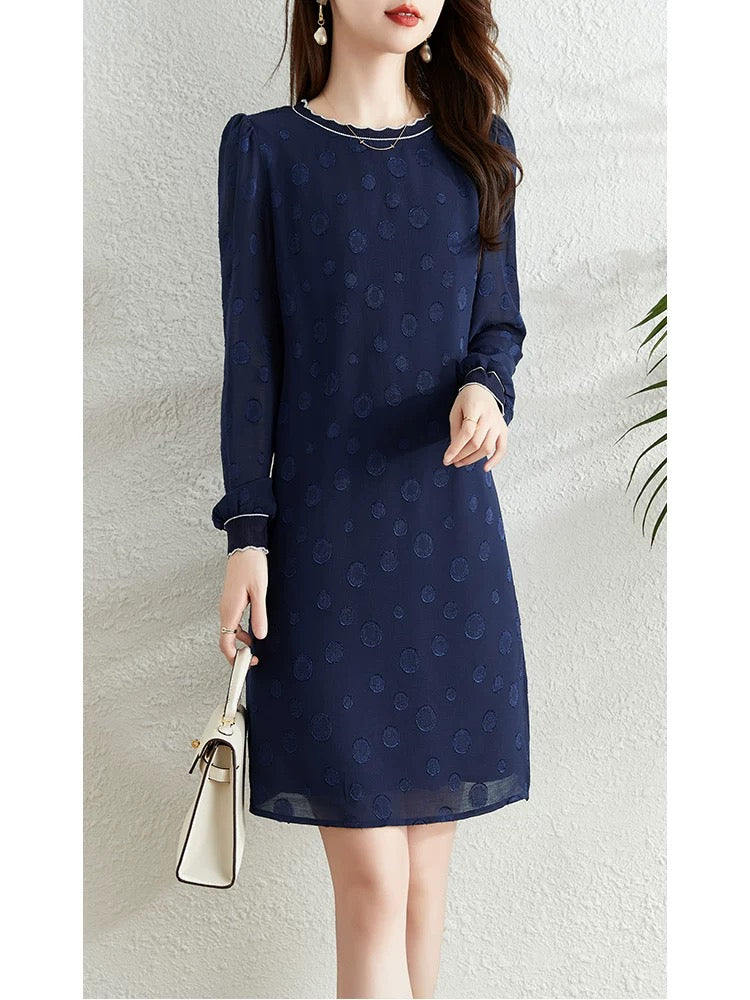 Contrast color lace collar navy blue dress for women autumn 2024 French new style slimming elegant temperament casual chiffon skirt