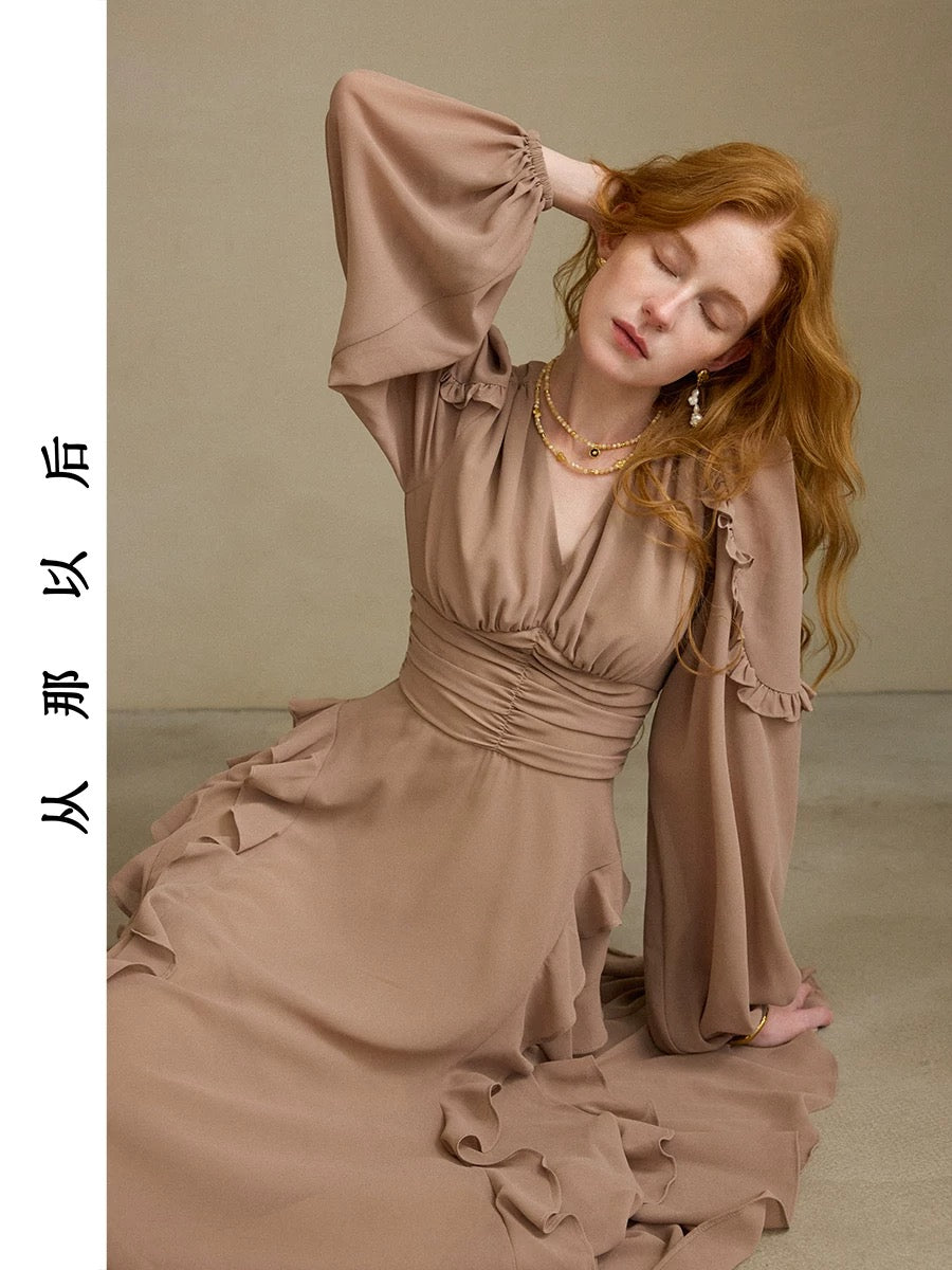 Since then, French retro dresses, high-end ruffled long dresses, V-neck long sleeves, versatile dresses for women in autumn and winter.