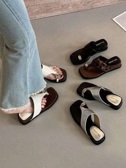 Jiabu fake slippers for women summer outdoor wear 2025 new summer super hot French style with skirt flip flops wedge heel sandals