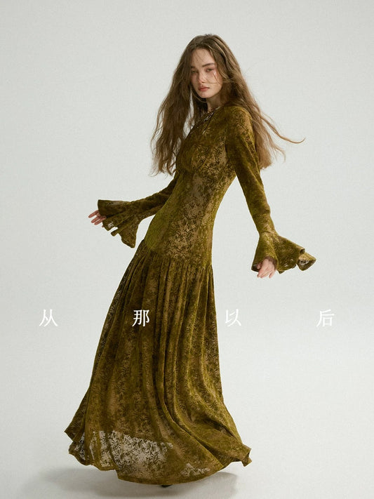 Since then, French floral dresses, ruffled dresses, green long-sleeved dresses, long skirts, elegant retro outfits for women.