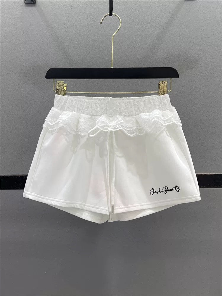 Red lace splicing sports shorts women 2025 summer design American hot girl slim ultra-short casual hot pants
