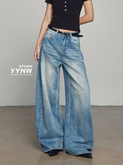 Women's American-style vintage washed wide-leg jeans (Summer 2026 new arrival): a unique, loose-fitting, and slimming floor-length design.