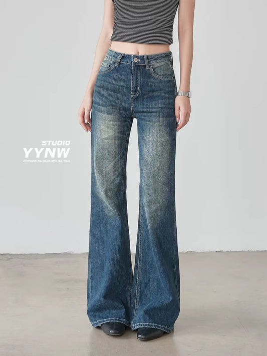 Women's American Retro Slim-Fit Flared Jeans (Summer 2026 New Arrival) – Whiskered Wash, Flattering & Versatile Casual Style