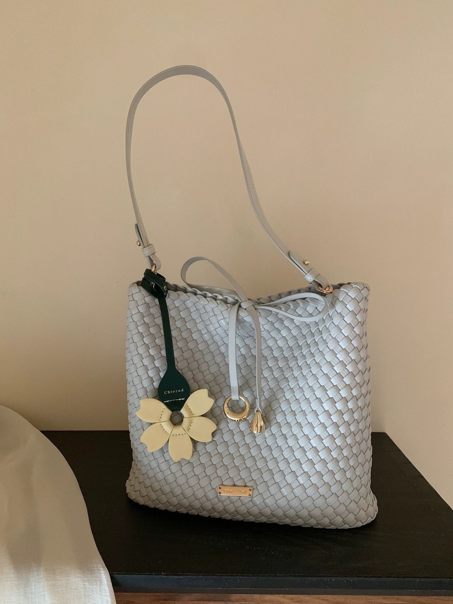 Chio2nd Summer Floral Woven Tote Bag for Women, Aesthetic Beach Bag, Shoulder Bag, Crossbody Bag