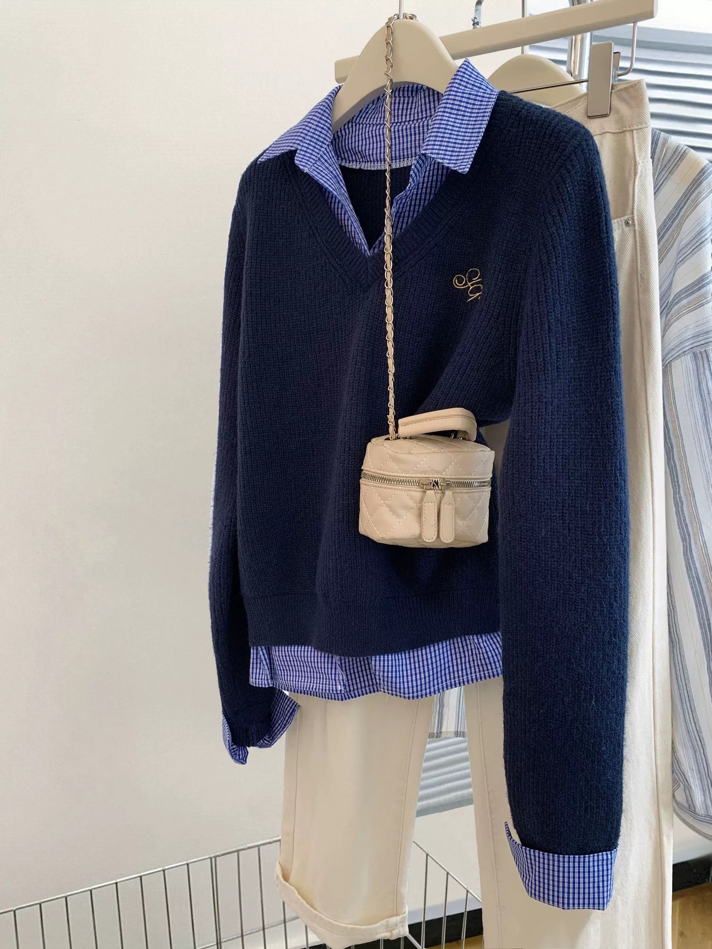 Blue Polo collar fake two-piece knitted sweater for women in early autumn, inner wear base sweater lapel pullover top