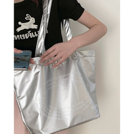 Korean large-capacity silver bag for women 2023 new niche fashion commuter handbag student shoulder tote bag