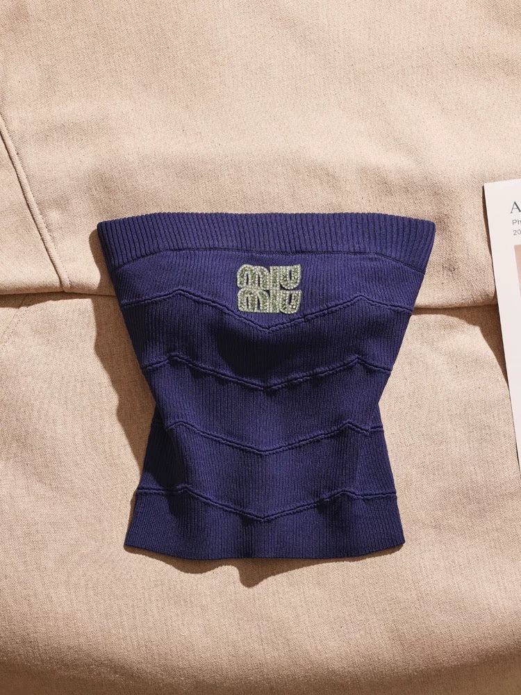 Sweet and spicy chic knitted tube top for women in summer, one-shoulder slim short camisole top, pure and sexy
