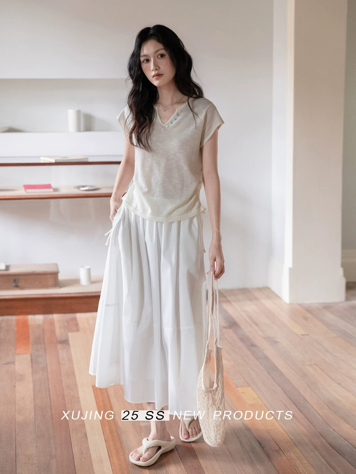 Narrative Snowflake Cotton Short-Sleeve Off-Shoulder Women's T-Shirt, Slim Fit, Waist-Defining Design, Drawstring, Apricot V-Neck, Summer Short Top