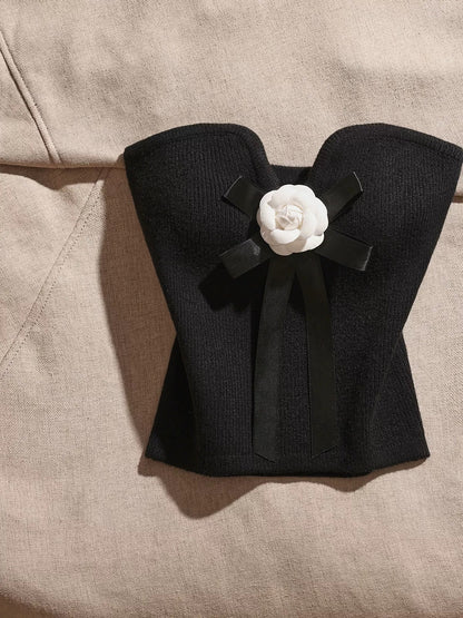 Sweet and spicy knitted U-neck tube top vest for women to wear inside and outside, one-shoulder pure hot girl style suspender top