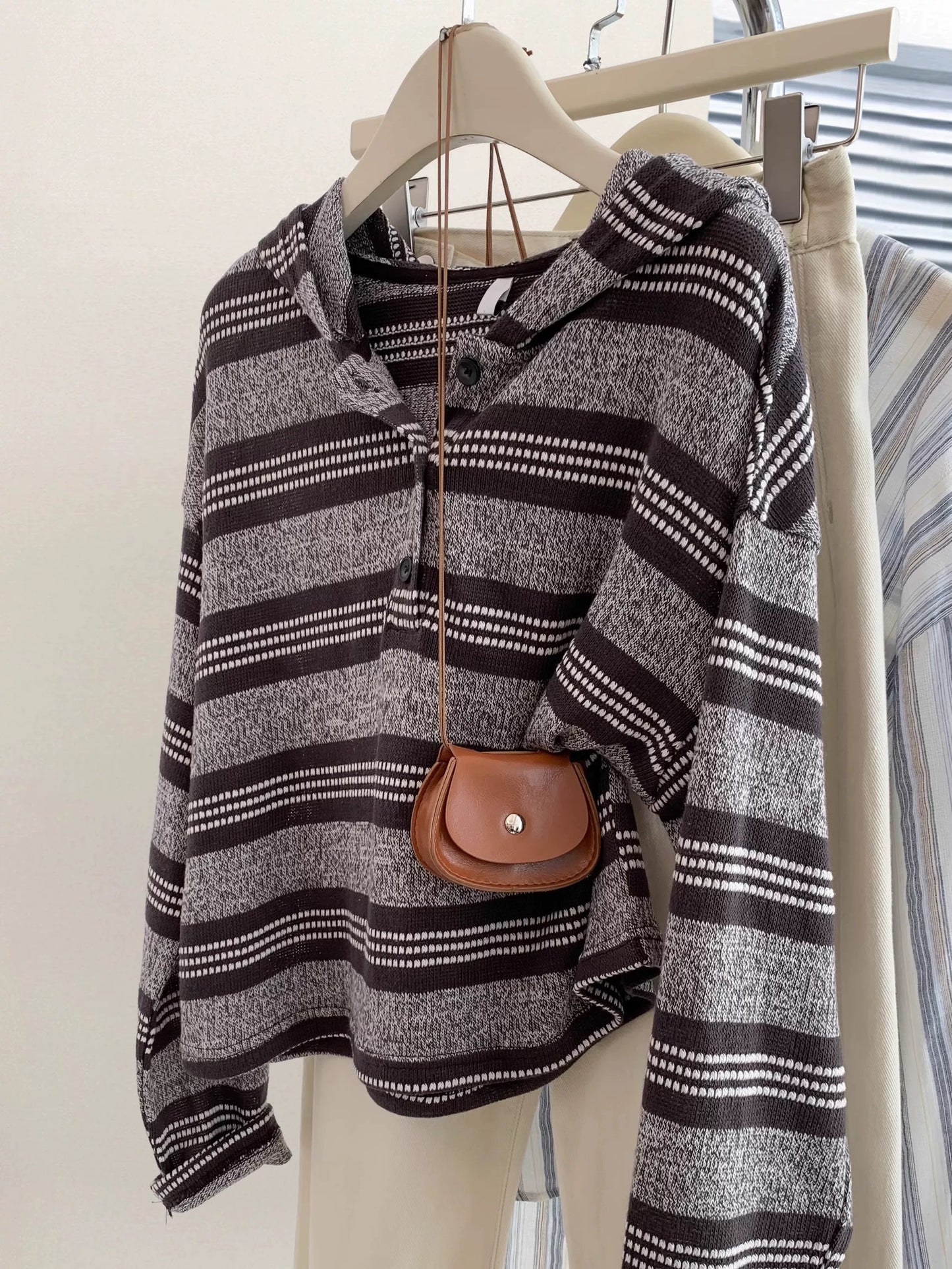 Striped straight shoulder hooded pullover long-sleeved sweater women's early autumn sweater loose knitted top 2025 new