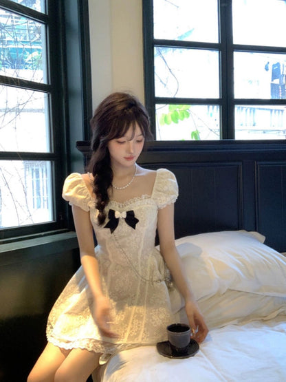 Hungerlababy/24SS niche design western style age-reducing bow white lace tutu skirt dress