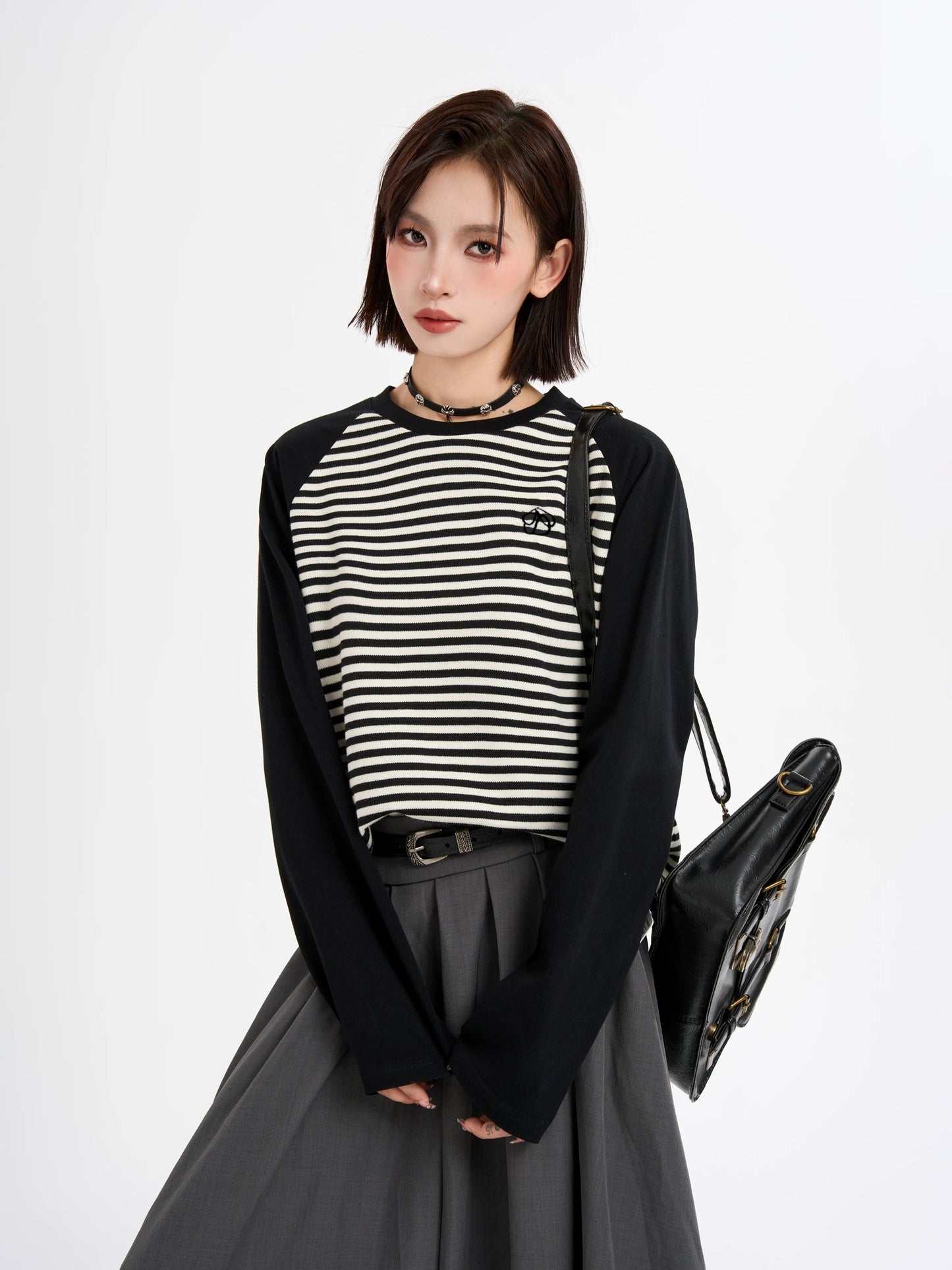 Raglan shoulder striped long-sleeved T-shirt for women in early autumn loose design niche 2025 new tops
