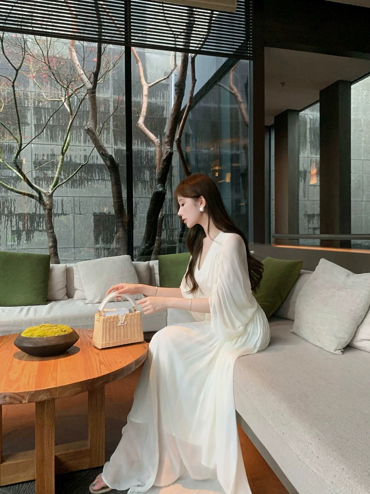 JAYKY YANG 【Spring Pasti】V-neck batwing sleeve dress with flowing pleated hem long skirt