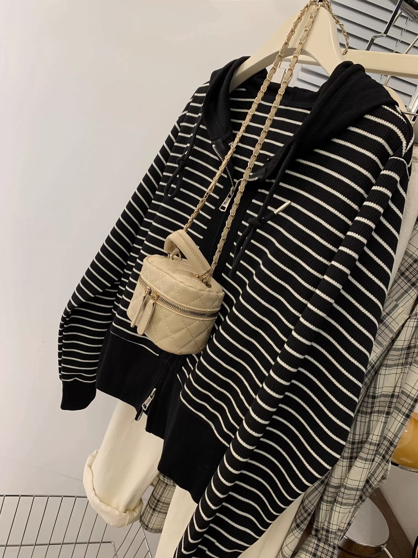 Striped hooded double zipper knitted sweater cardigan women's early autumn small size straight shoulder long sleeve hoodie jacket autumn