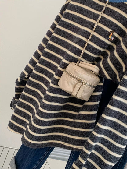 Korean striped round neck brushed long-sleeved T-shirt for women 2025 winter European goods straight shoulder bottoming inner wear loose top outer wear