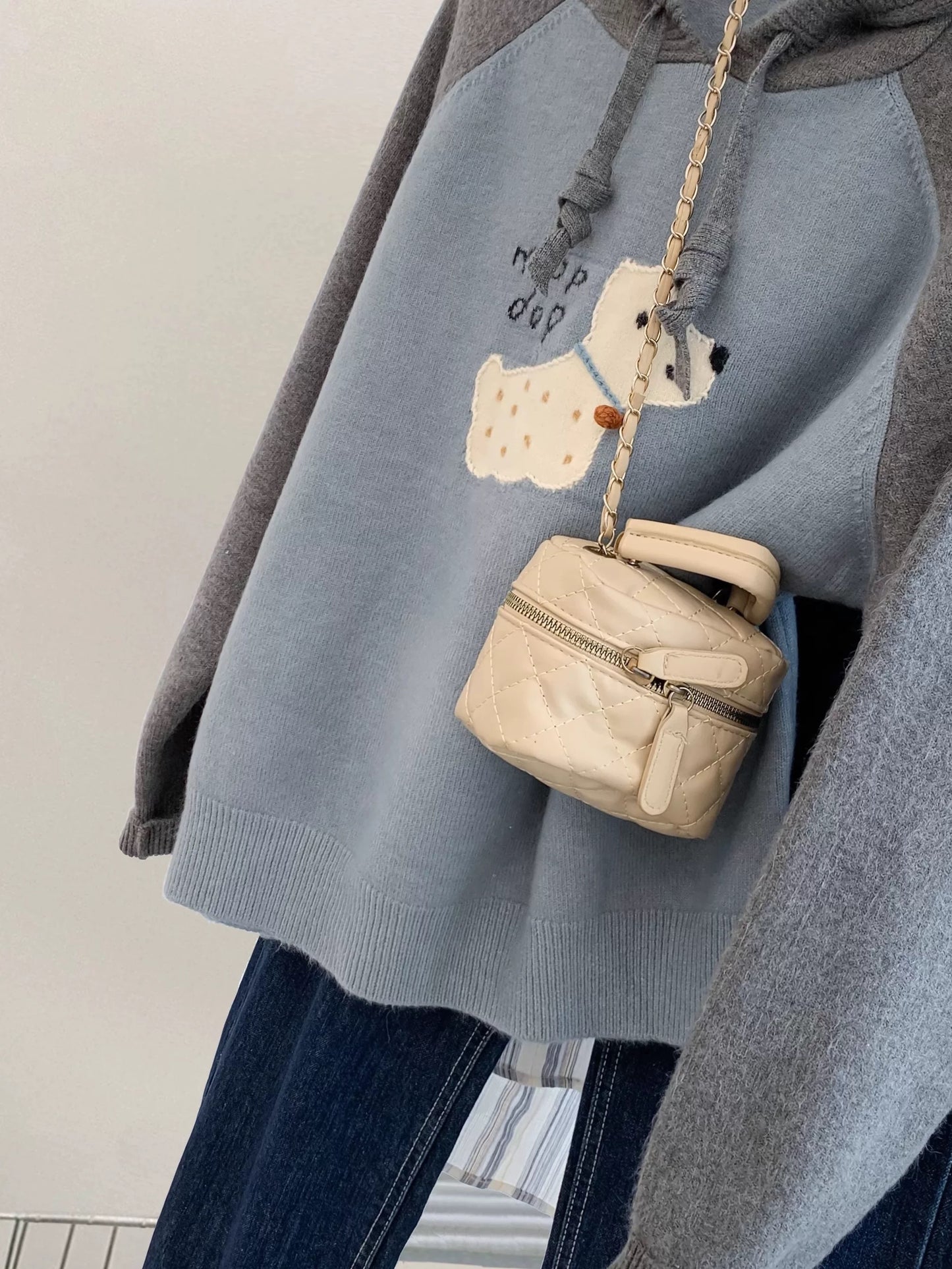 Blue puppy hooded pullover sweater women's early autumn thickened loose small size knitted sweater 2025 tops