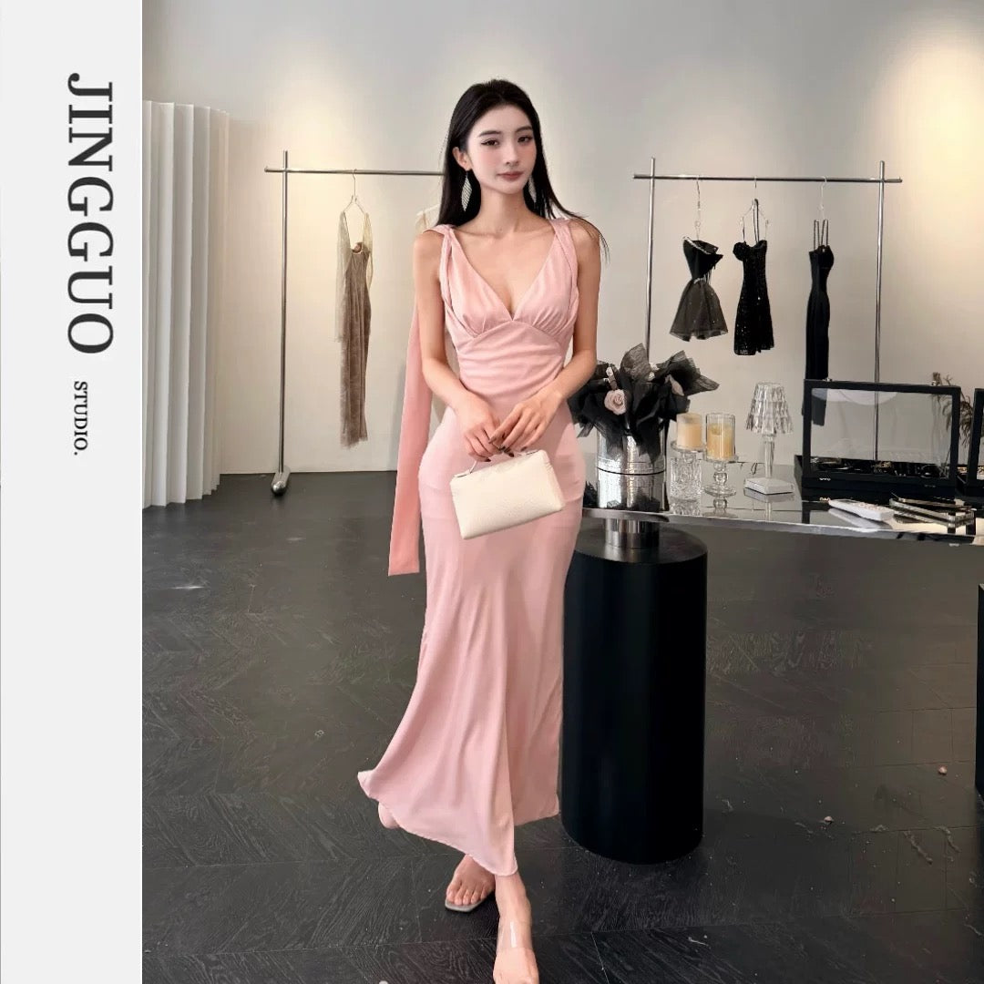 【JINGGUO Luxury】Niche Design V-Neck Elegant Slim Fit Satin Dress 7543